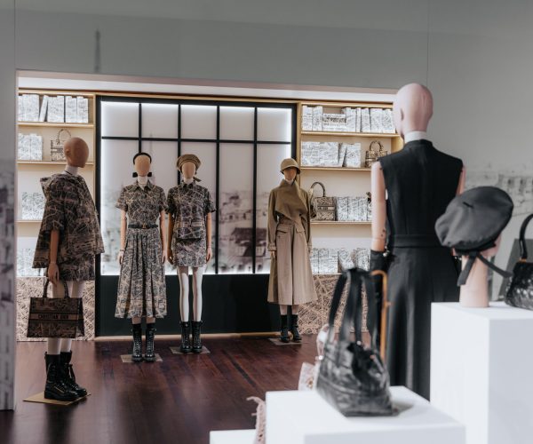 6f380fe1-a378-45f9-a512-e163d7d5df97